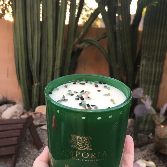 Genuine Emerald Pine Scented Candle & Chrome Diopside Bracelet - Picture 5 of 15